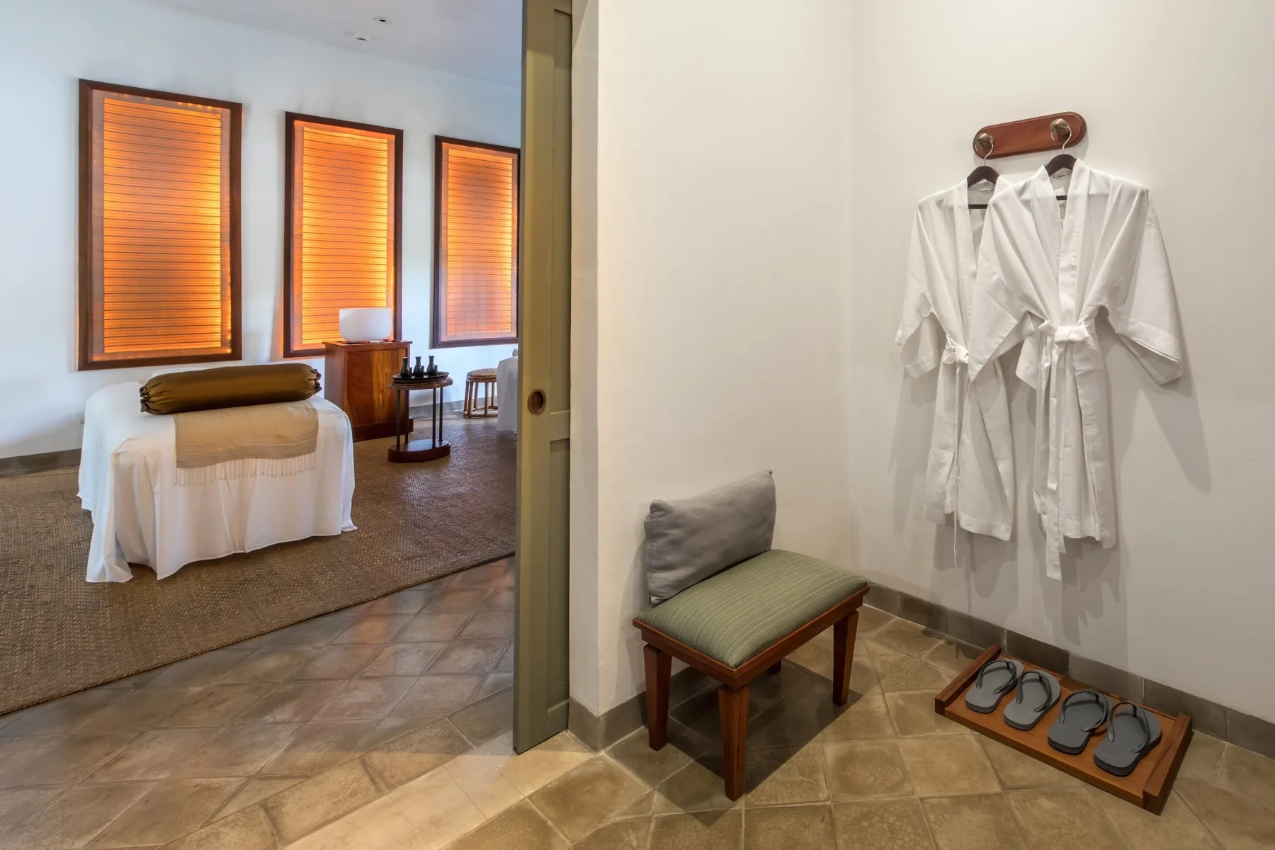 Welcoming in-office treatment room at the Grand Blanc studio